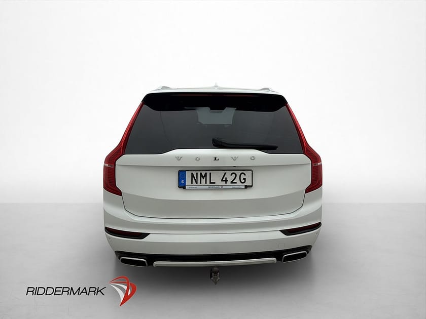 Bild 5 av Volvo XC90 Recharge T8  7-Sit R-Design B&W Pano Luft Drag