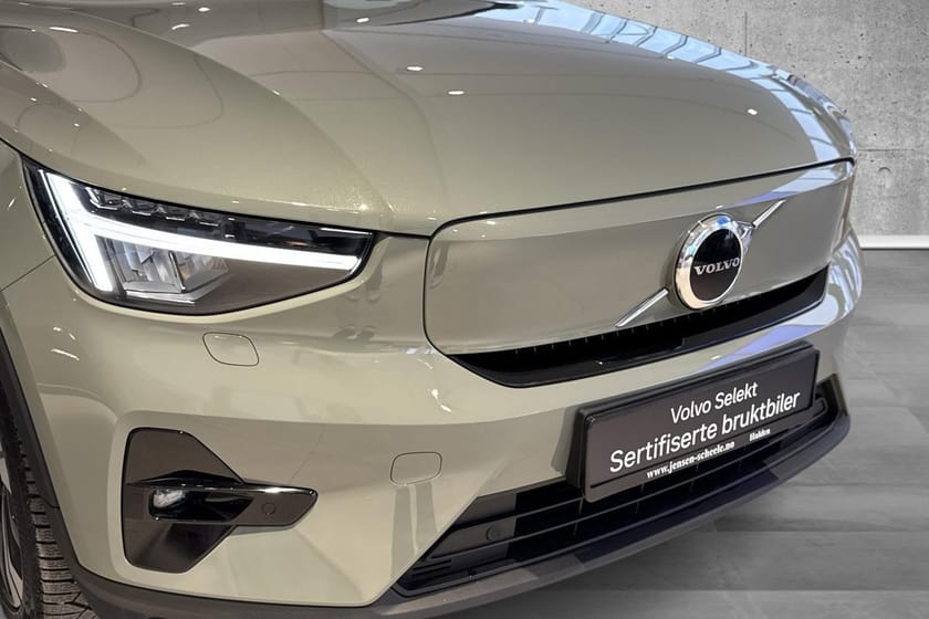 Bilde 3 av Volvo XC40 Recharge Single Motor Plus FWD - Ryggekamera, Varmepumpe