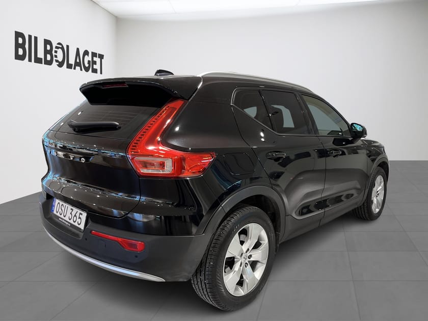 Bild 4 av Volvo XC40 D4 AWD Momentum Intro Edition (DRAG/KAMERA/NAV)