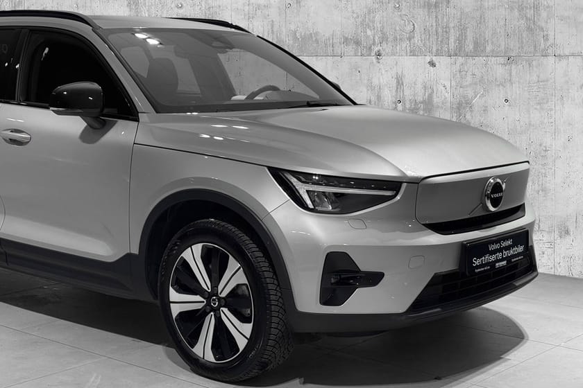 Bilde 2 av Volvo XC40 Recharge Single Motor Plus FWD KROK|TONEDE|VARMEP|EL.SETE