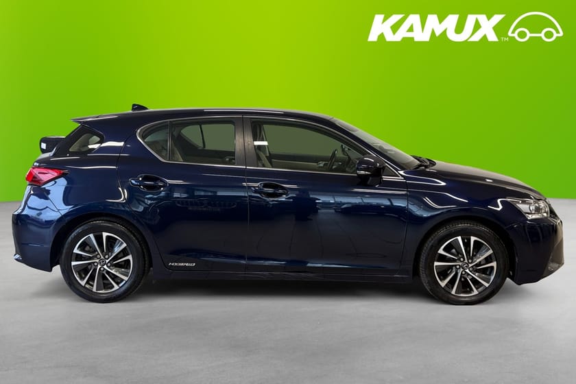 Bild 2 av Lexus CT 200h 1.8 CVT Hybrid 136hk Backkamera Halvläder Lane assist
