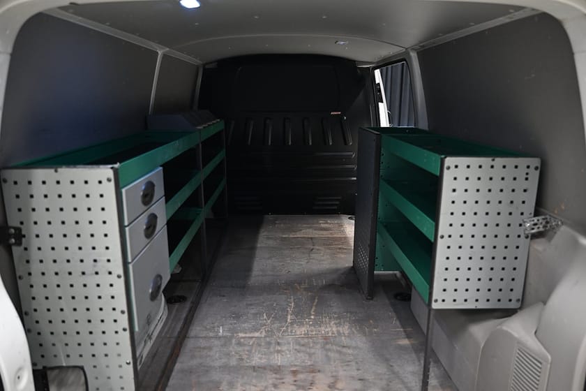 Bild 2 av Volkswagen Transporter 2.0 TDI 102HK L2 LED|Drag|Värmare|V-Inredd|PDC|Rearheat