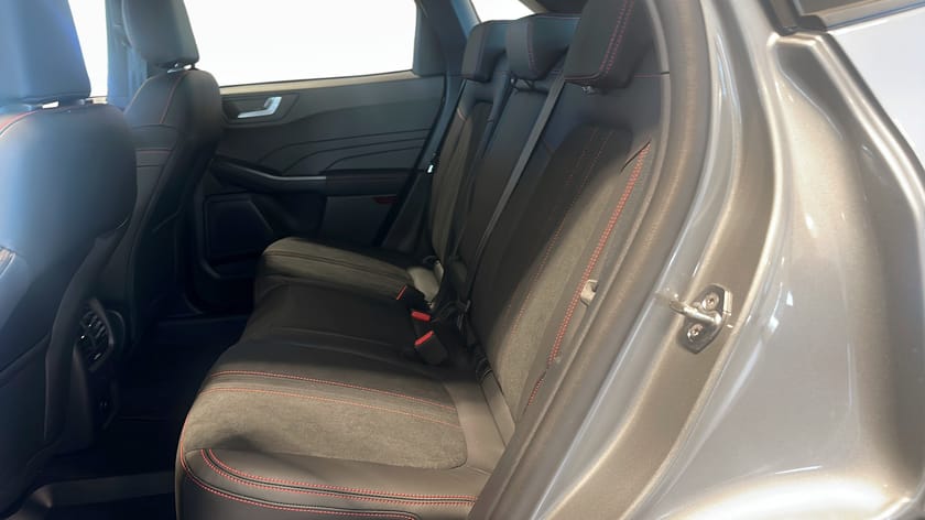 Bild 5 av Ford Kuga Plug-In Hybrid ST-LINE X 2.5 FWD 243HK
