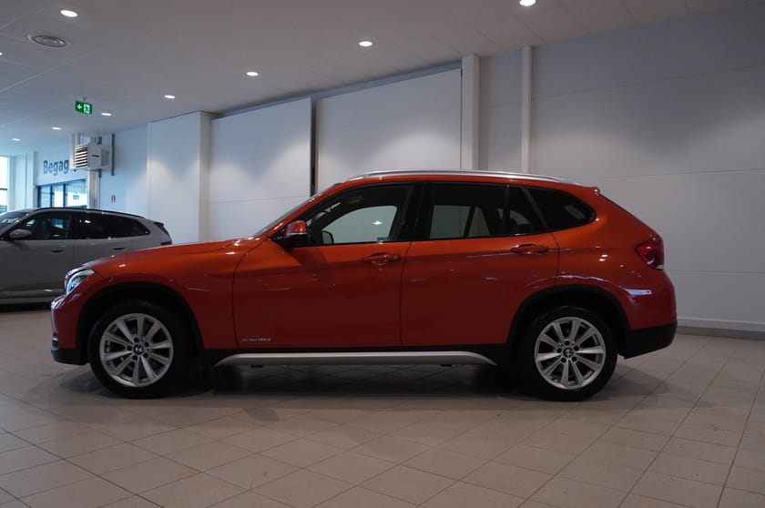 Bild 3 av BMW X1 xDrive18d Steptronic xLine Läder 143hk