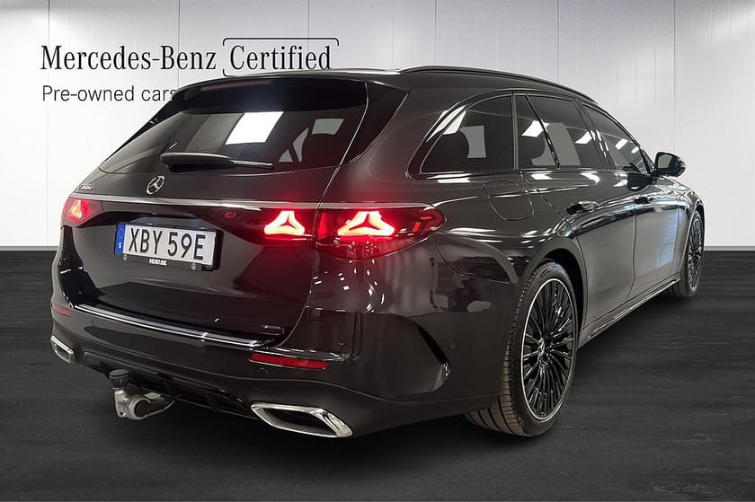 Bild 3 av Mercedes-Benz E 300 T e AMG / Superscreen / Värmare