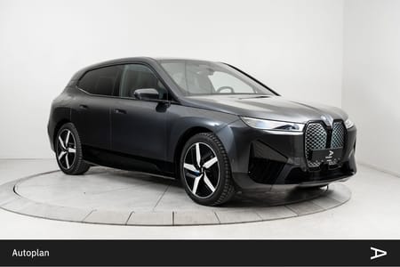 BMW iX xDrive40