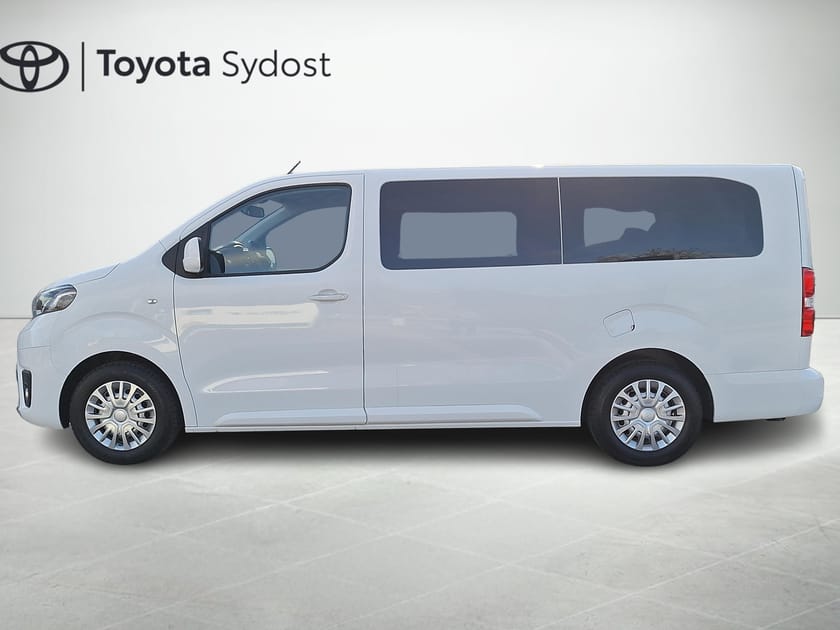 Bild 4 av Toyota Proace Verso SHUTTLE LONG 1,5D 120HK