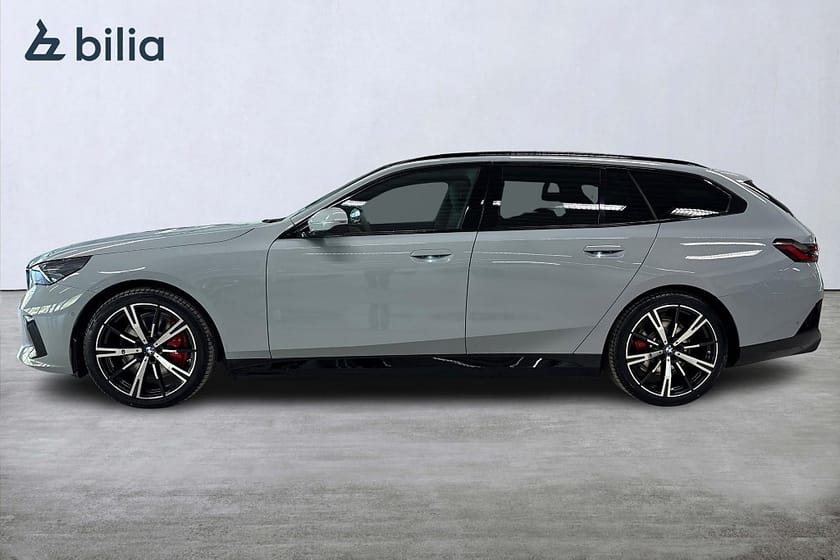 Bild 3 av BMW i5 xDrive40 Touring xDrive 40 M-Sport Pro | DEMOBIL | Aktiv farth. | Drag