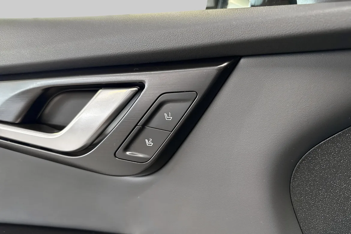 picture of a car