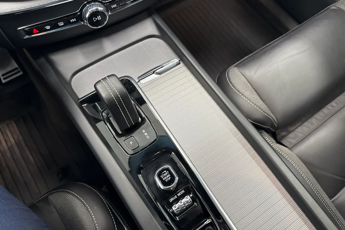 picture of a car