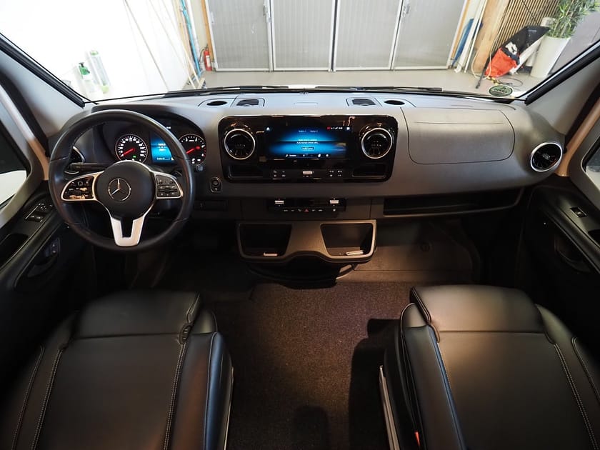 Bild 5 av Kabe Campervan Mercedes-Benz TM RX 780 LT ALDE I Stödben I AUT I MB