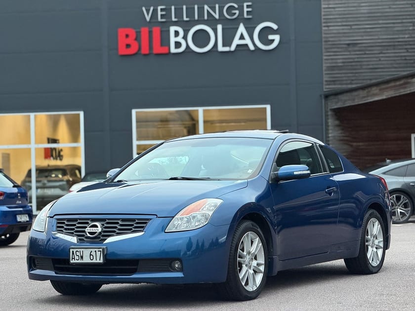 Bild 2 av Nissan Altima Coupé 3.5 V6 XTRONIC-CVT Skinn Taklucka BOSE