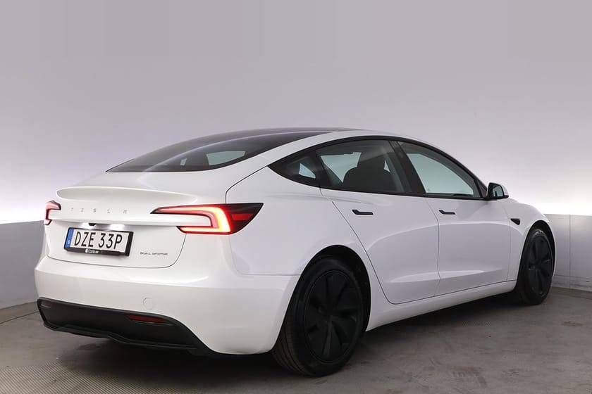 Bild 5 av Tesla Model 3 Long Range AWD Highland Autopilot Pano