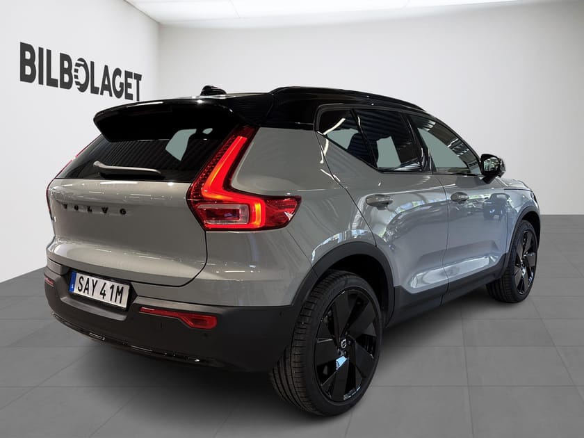 Bild 4 av Volvo EX40 Twin Motor Performance Ultra BlackSE Drag PixelTech