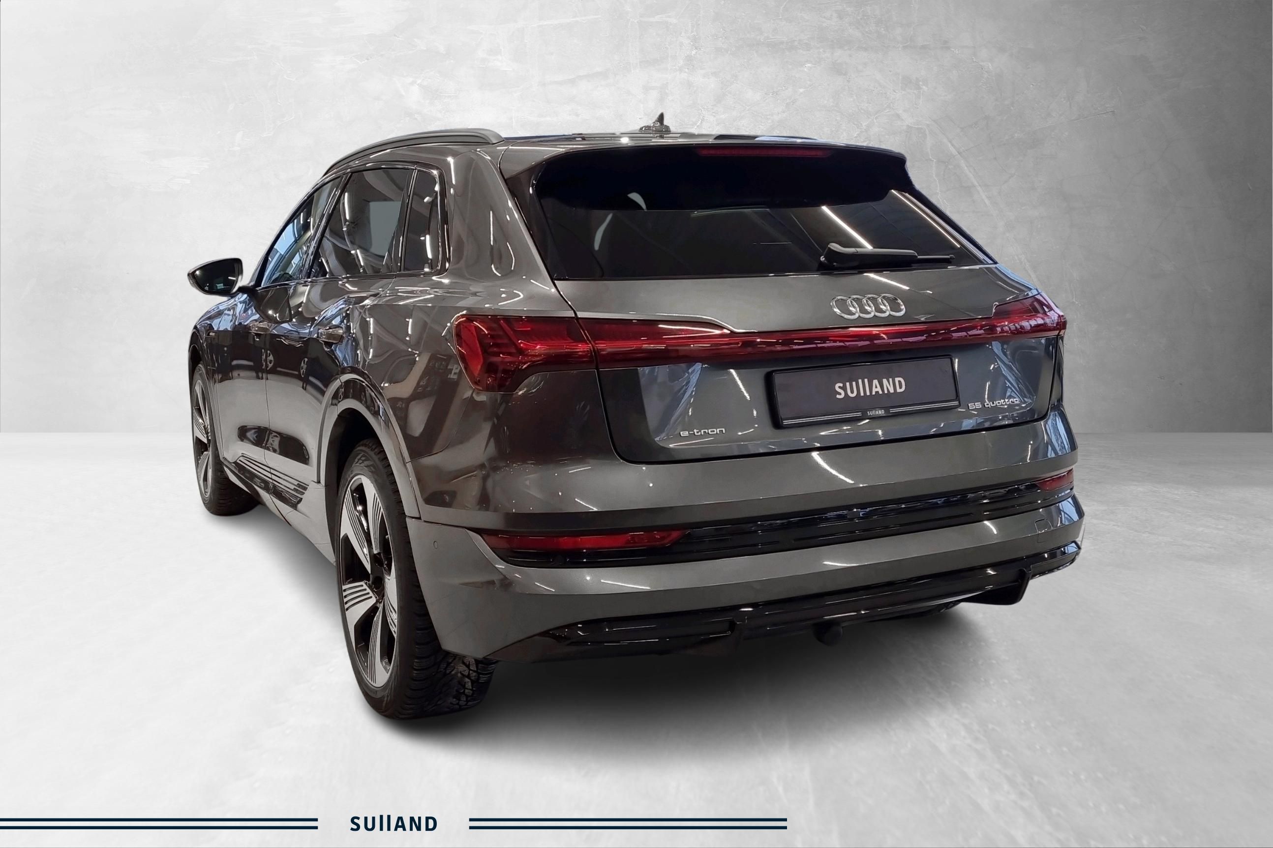 Thumnail bilde 2 av Audi e-tron 55 quattro