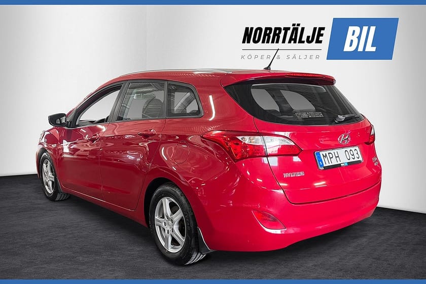 Bild 4 av Hyundai i30 Kombi 1.6 110 HK MOTORVÄRMARE & KUPÉUTTAG NYSERV NYBES