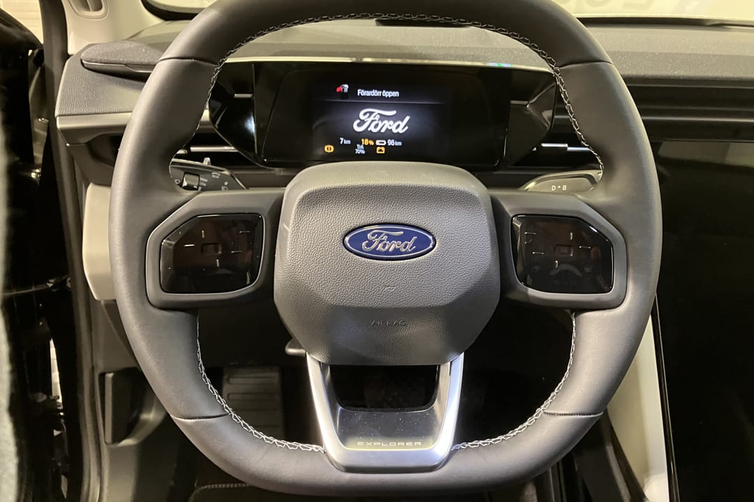 Ford Explorer EV Extended Range RWD