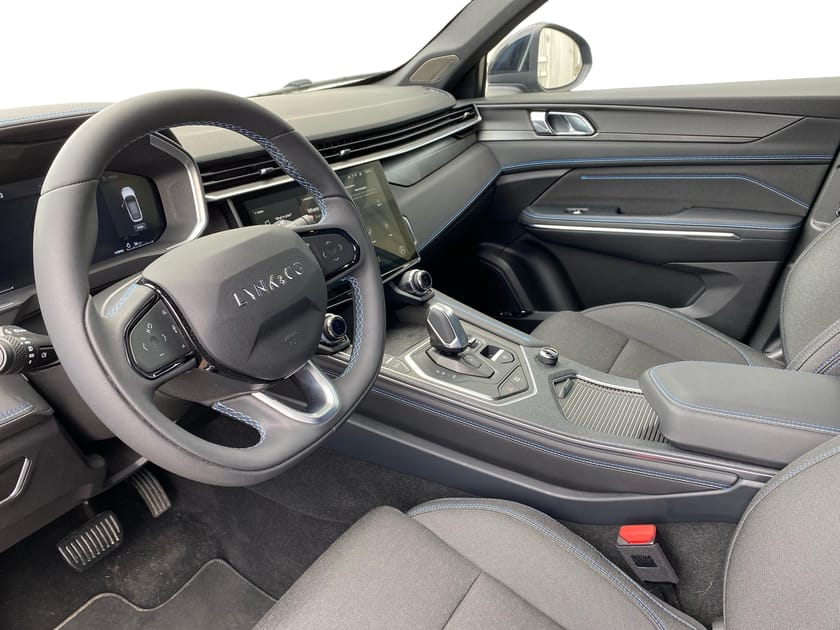 Bild 2 av Lynk & Co 01 PHEV 