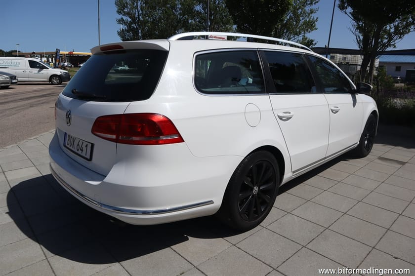 Bild 3 av Volkswagen Passat Variant GT 2.0 TDI BMT 4Motion 177hk Aut Drag Svensksåld