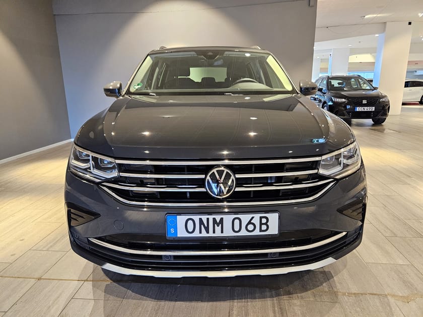 Bild 3 av Volkswagen Tiguan eHybrid 245hk | V-hjul Elegance IQ Light