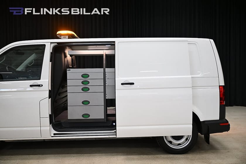 Bild 2 av Volkswagen Transporter 4Motion DSG 199HK L2|Servicebil|Inredd|Dubbeldörr|Moms