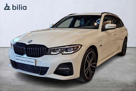BMW 330e xDrive Touring M Sport Drag