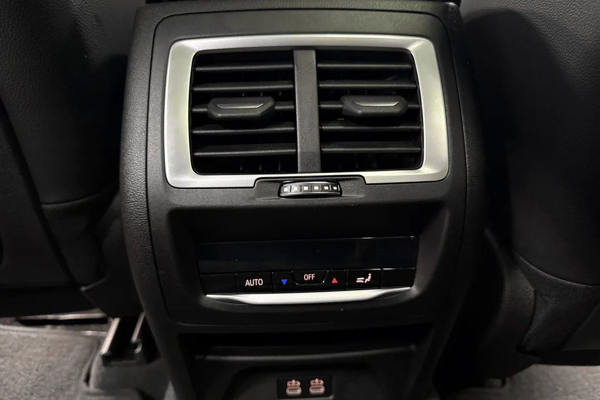 picture of a car