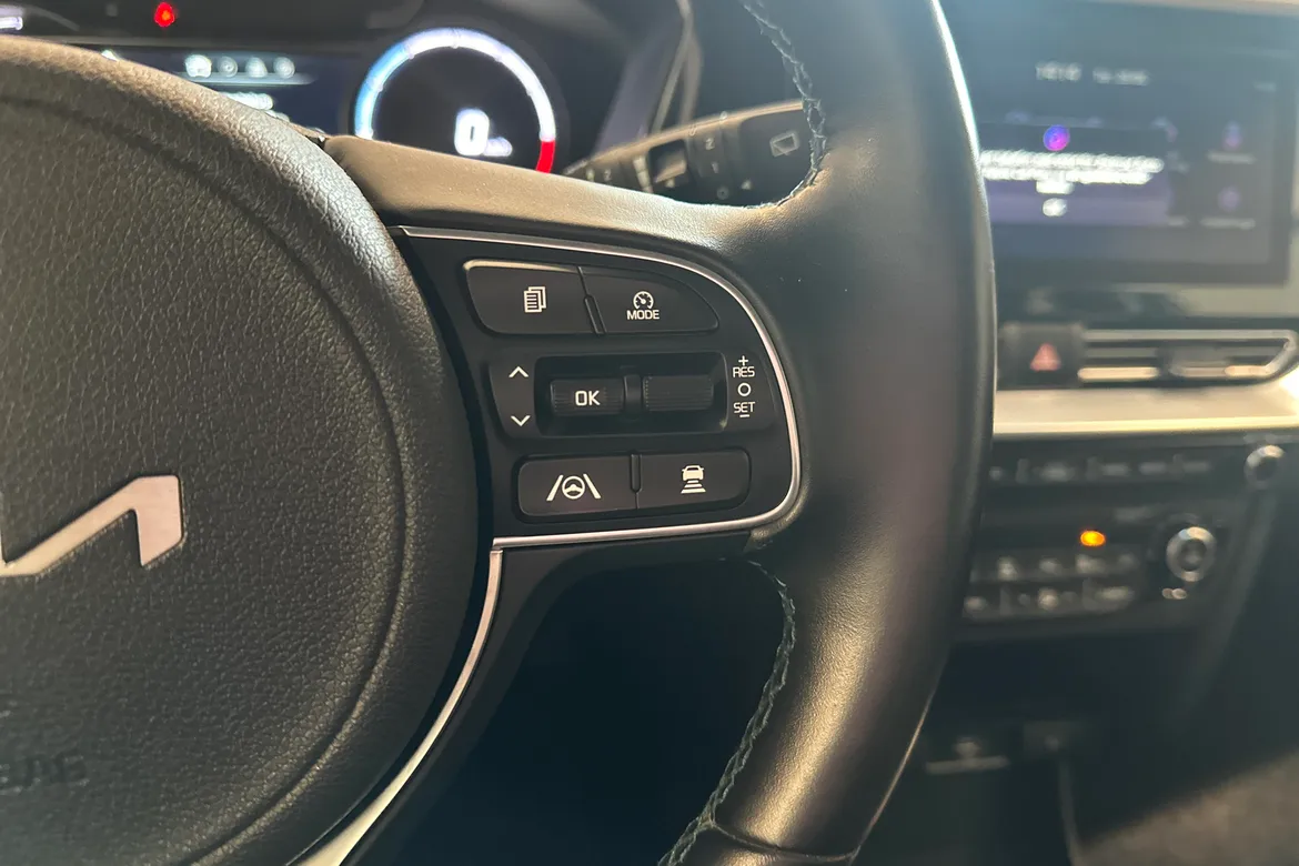 picture of a car