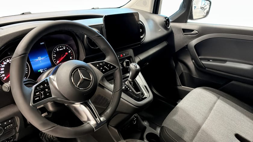 Bild 4 av Mercedes-Benz Citan 112 CDI SKÅP L2 SPECIAL EDITION