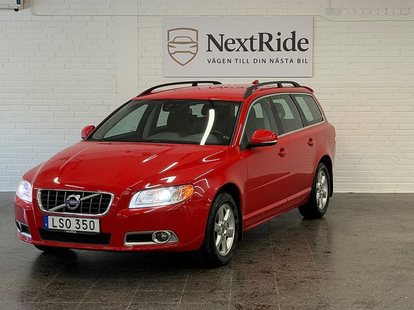 Bild 2 av Volvo V70 T4 Momentum Euro 5|Drag| Ny-Servad | NyBesiktigad | SoV