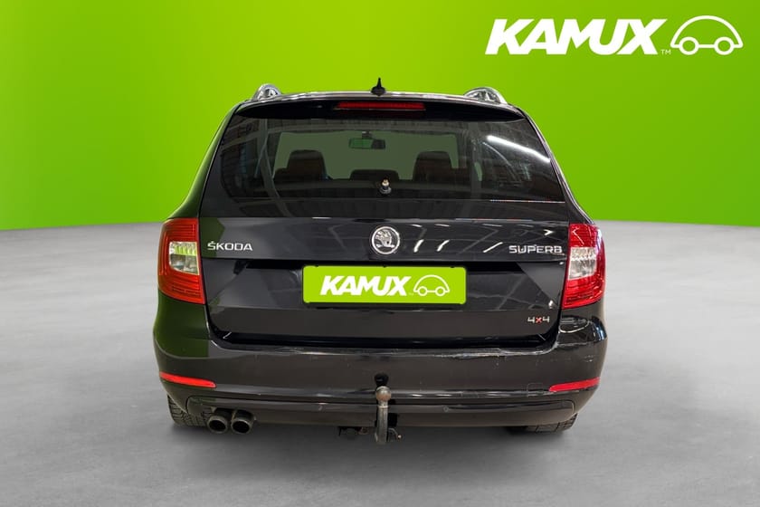Bild 5 av Škoda Superb Kombi 2.0 TDI 4x4 DSG Elegance Drag Värmare Navi