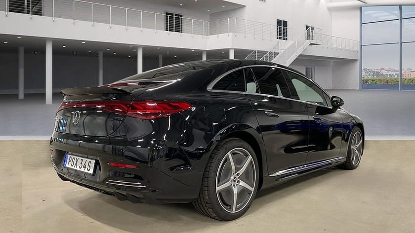 Bild 3 av Mercedes-Benz EQE 350+ AMG Advanced Plus | Vinterpaket | Minnespaket |