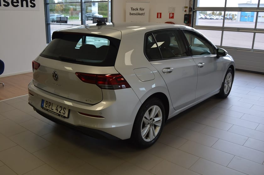 Bild 5 av Volkswagen Golf 1.5 eTSI 150hk DSG7 Dragpaket / Navigation