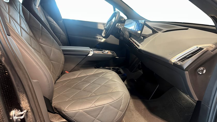 Bild 3 av BMW iX xDrive40 H/K Pano Drag