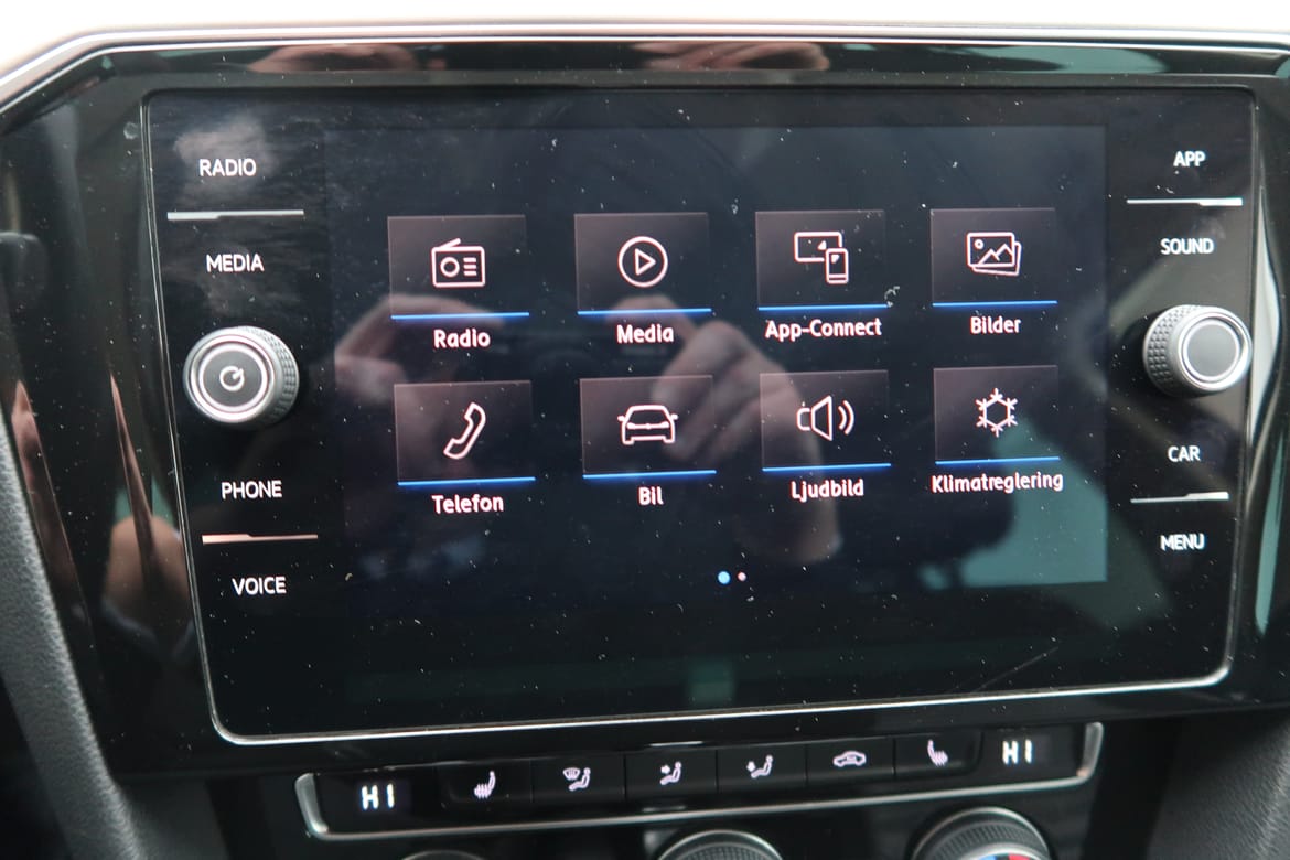 Volkswagen Passat 2018 - miniatyr 12