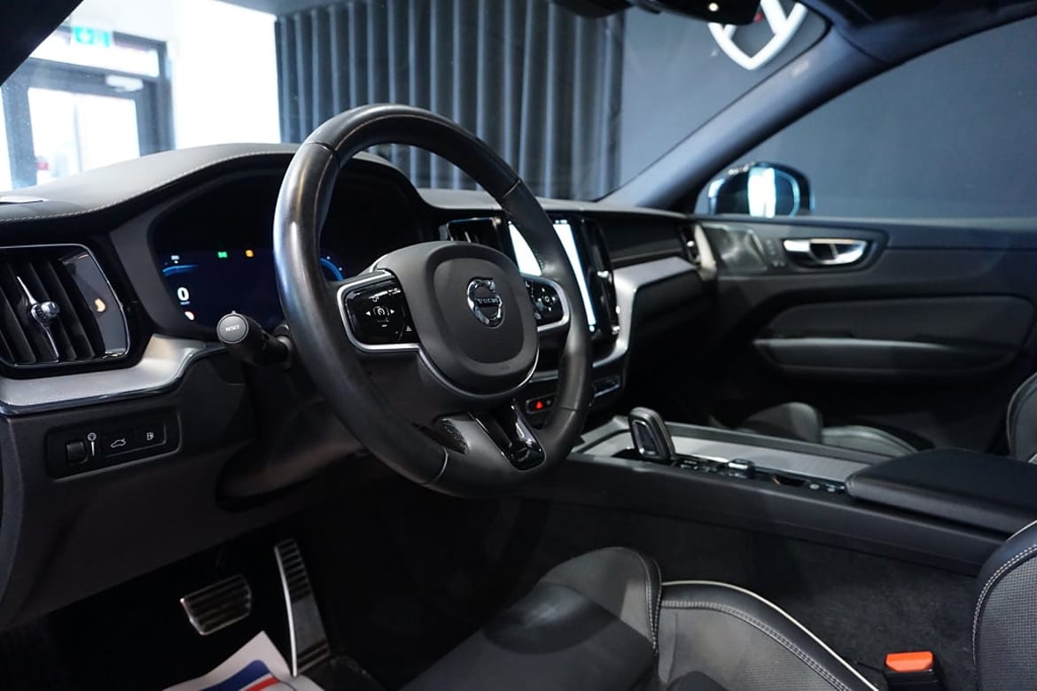 Volvo XC60 2022 - miniatyr 14