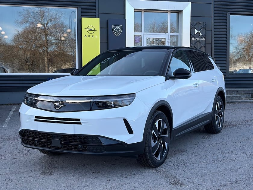 Bild 1 av Opel Grandland Hybrid GS Dragkrok FriService 36 mån/6000 mil / 0%Ränta