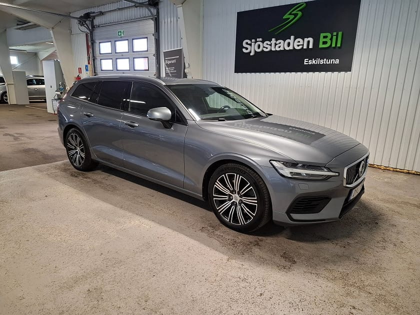 Bild 3 av Volvo V60 Recharge T6 AWD Geartronic Inscript Expres Navi Keyless
