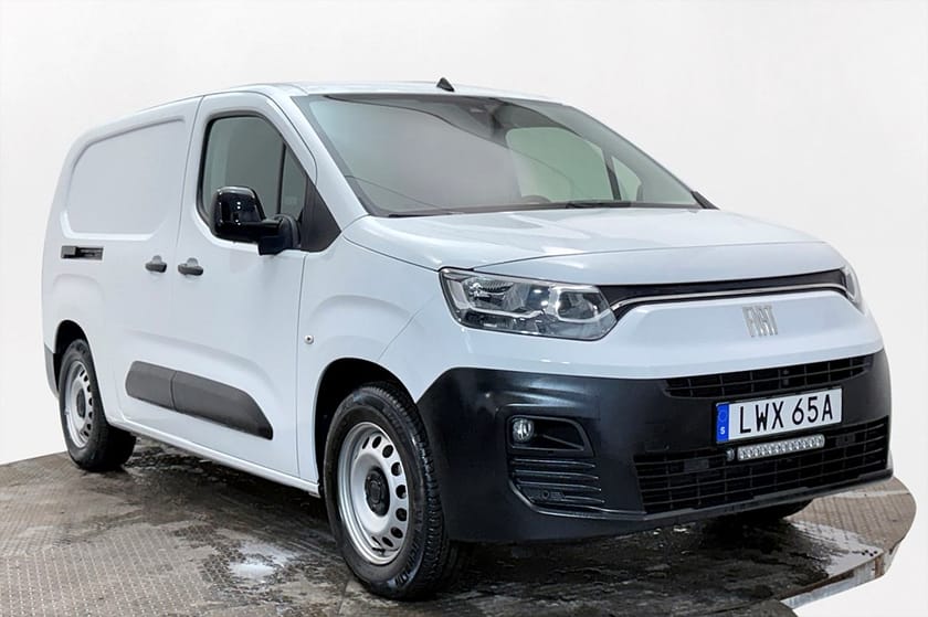 Bild 4 av Fiat E-Doblò Van L2 50kWh Drag Inredd Navi Kamera LED-ramp MOMS
