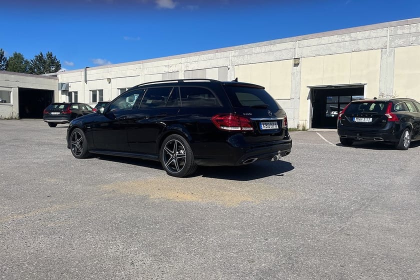 Bild 4 av Mercedes-Benz E 220 T BlueTEC 9G-Tronic Avantgarde Euro 6 Drag M&K AMG