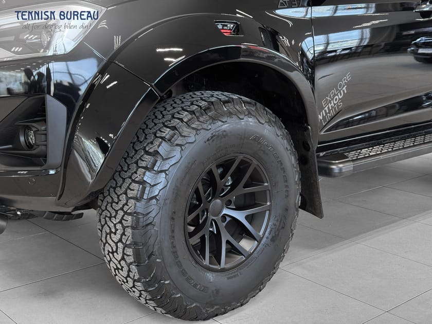 Bilde 2 av Isuzu D-Max Space Cab AT37/HardTop/Webasto +++
