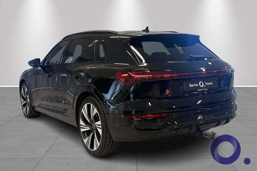 Bilde 3 av Audi Q8 55 e-tron quattro Advanced Plus|S line interiør|B&O|HUD|Luft|360°|21’’