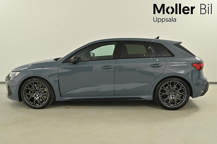 Bild 5 av Audi RS3 Sportback 2.5 TFSI Q 400hk, Skalstolar, RS Sportavgassystem