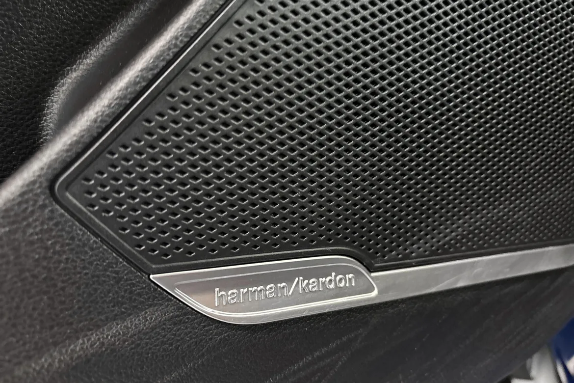 picture of a car