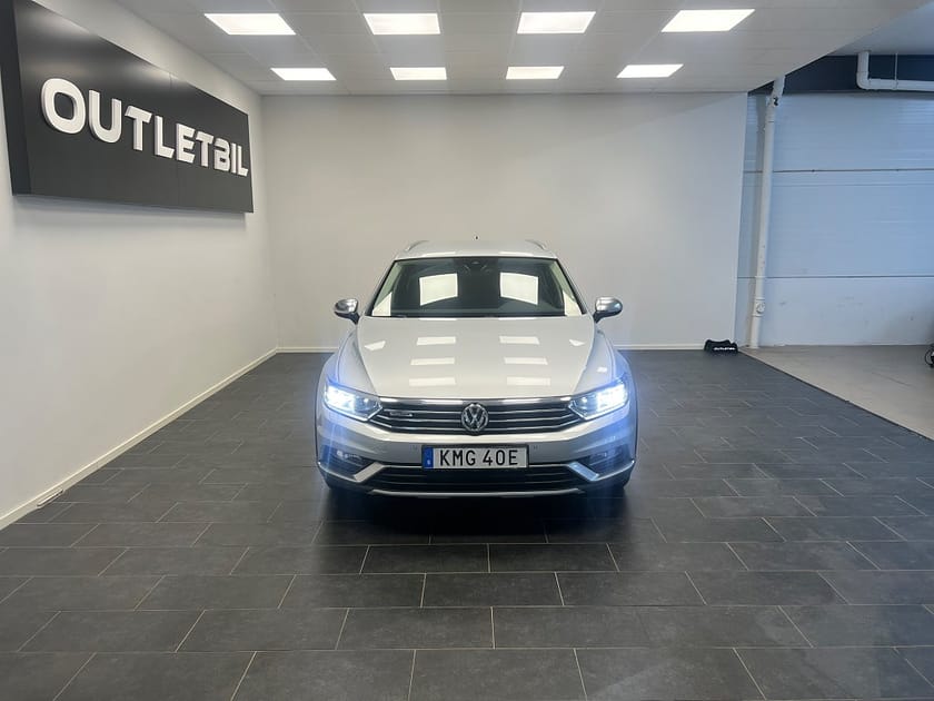 Bild 5 av Volkswagen Passat Alltrack Executive 2.0 TDI 190hk 4Motion Cockpit Läder