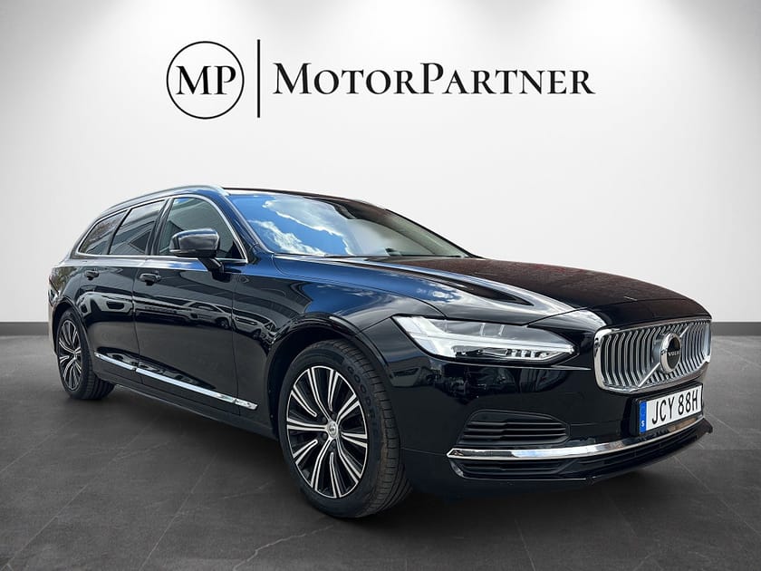 Bild 1 av Volvo V90 Recharge T6 AWD Momentum Kamera Dragkrok Navi VoC