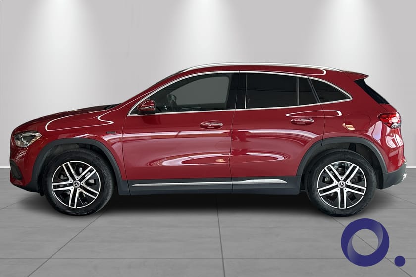 Bilde 3 av Mercedes-Benz GLA 250 e 250e Premium Plus || Panorama || Krok || Distronic