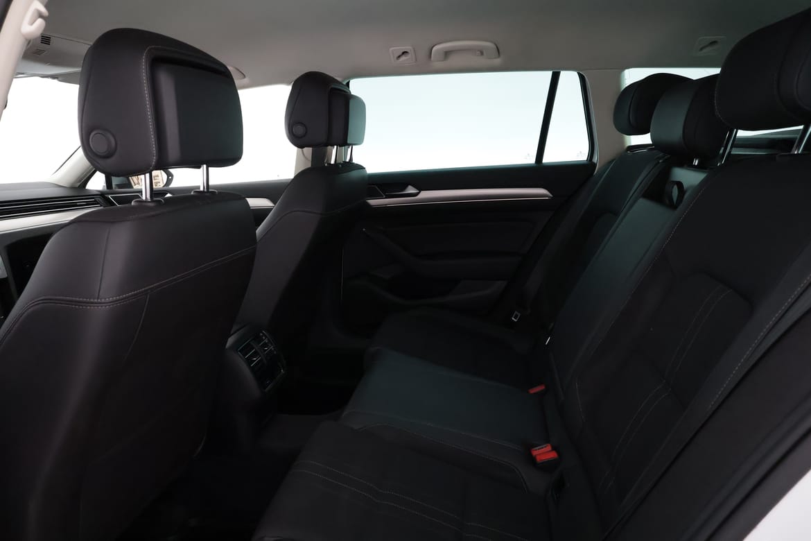 Volkswagen Passat 2017 - miniatyr 10