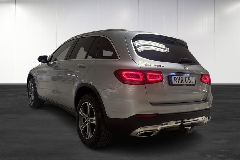 Bild 3 av Mercedes-Benz GLC 300 e 4MATIC Premium Plus/Pano/Läder