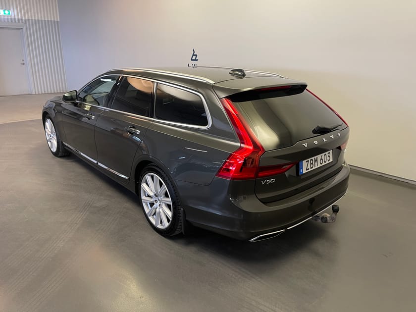 Bild 4 av Volvo V90 T4 Inscription / Dragkrok / Läder / Navigation /